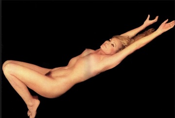 Ursula Andress02.jpg